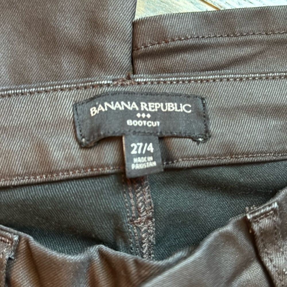 Banana republic barn red leather look pants